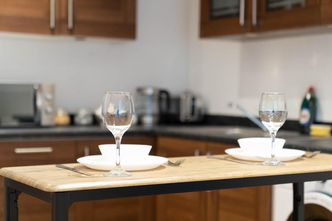 ברמינגהאם Two Bedroom Apartment-One Choice Stays- Jewellery Quarter מראה חיצוני תמונה