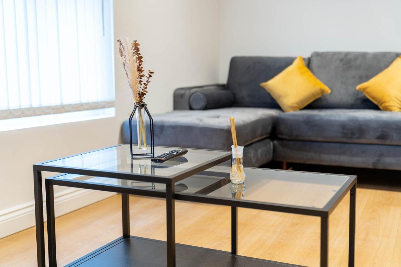 ברמינגהאם Two Bedroom Apartment-One Choice Stays- Jewellery Quarter מראה חיצוני תמונה